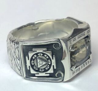 Перстень із султанітом у сріблі для активації бізнесу