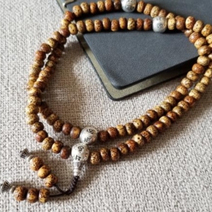 Mala buddist tradition Мала или чётки для практики мантр